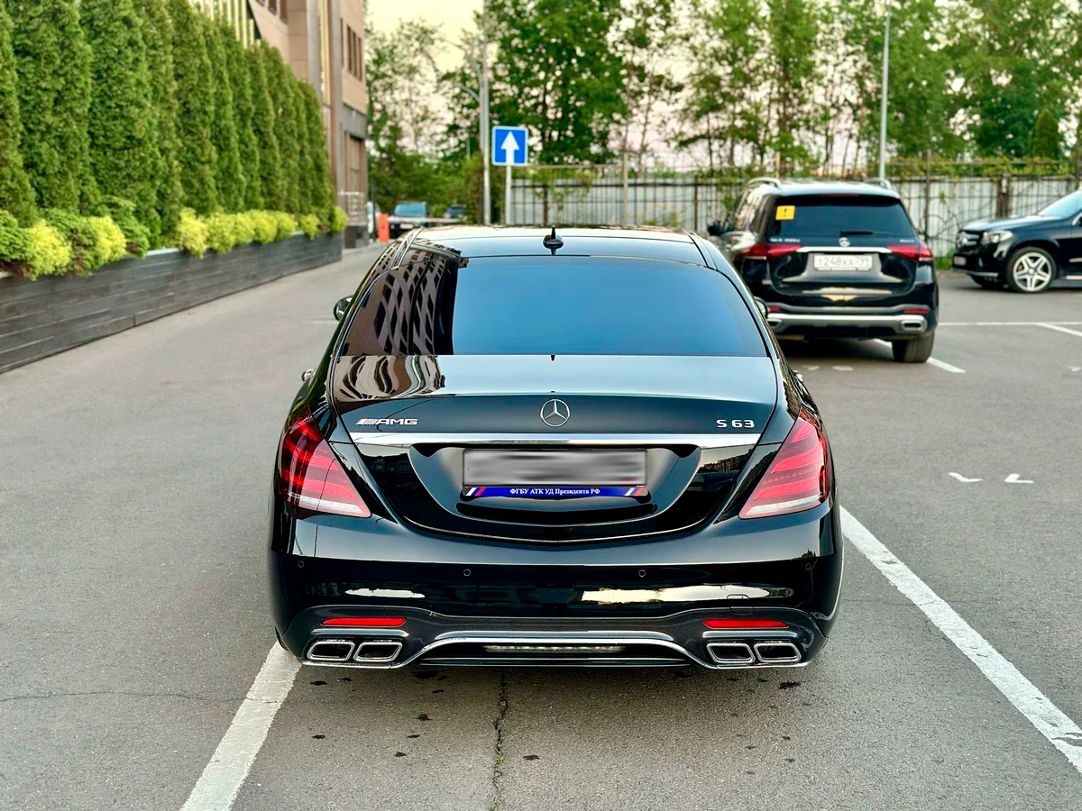 Аренда Mercedes S-klasse AMG